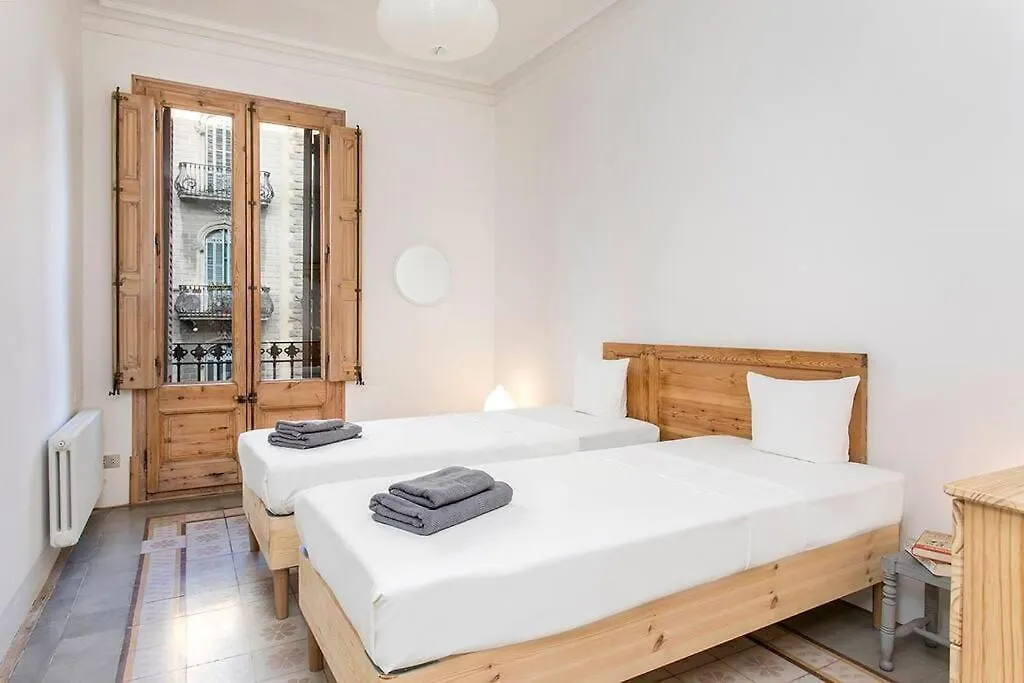 Daire Canela Homes Barcelona Concepcio