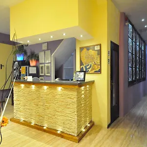  Otel Gotic